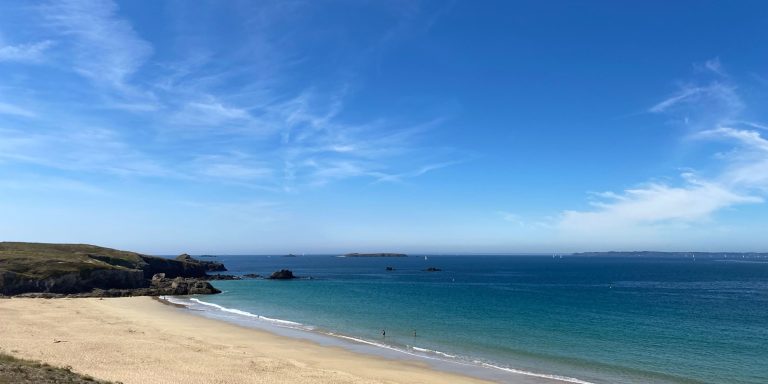Découvrir le littoral breton : le guide complet des côtes et plus belles plages de Bretagne