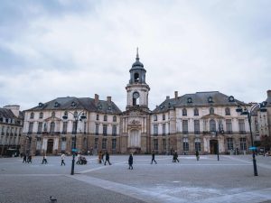 Mairie de Rennes, une des grandes villes en Bretagne